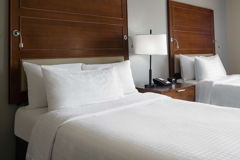 Homewood Suites Springfield Va 10/44