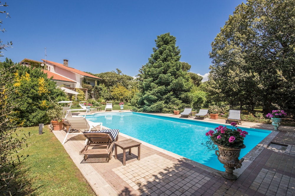La Gaura Guest House 36/47