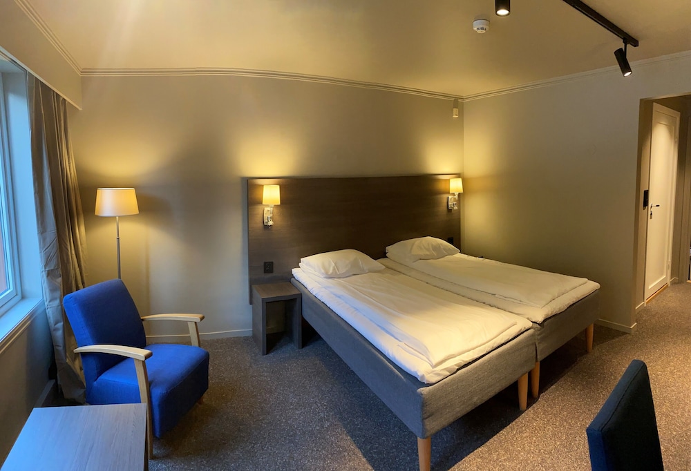 Rognan Hotell 4/39