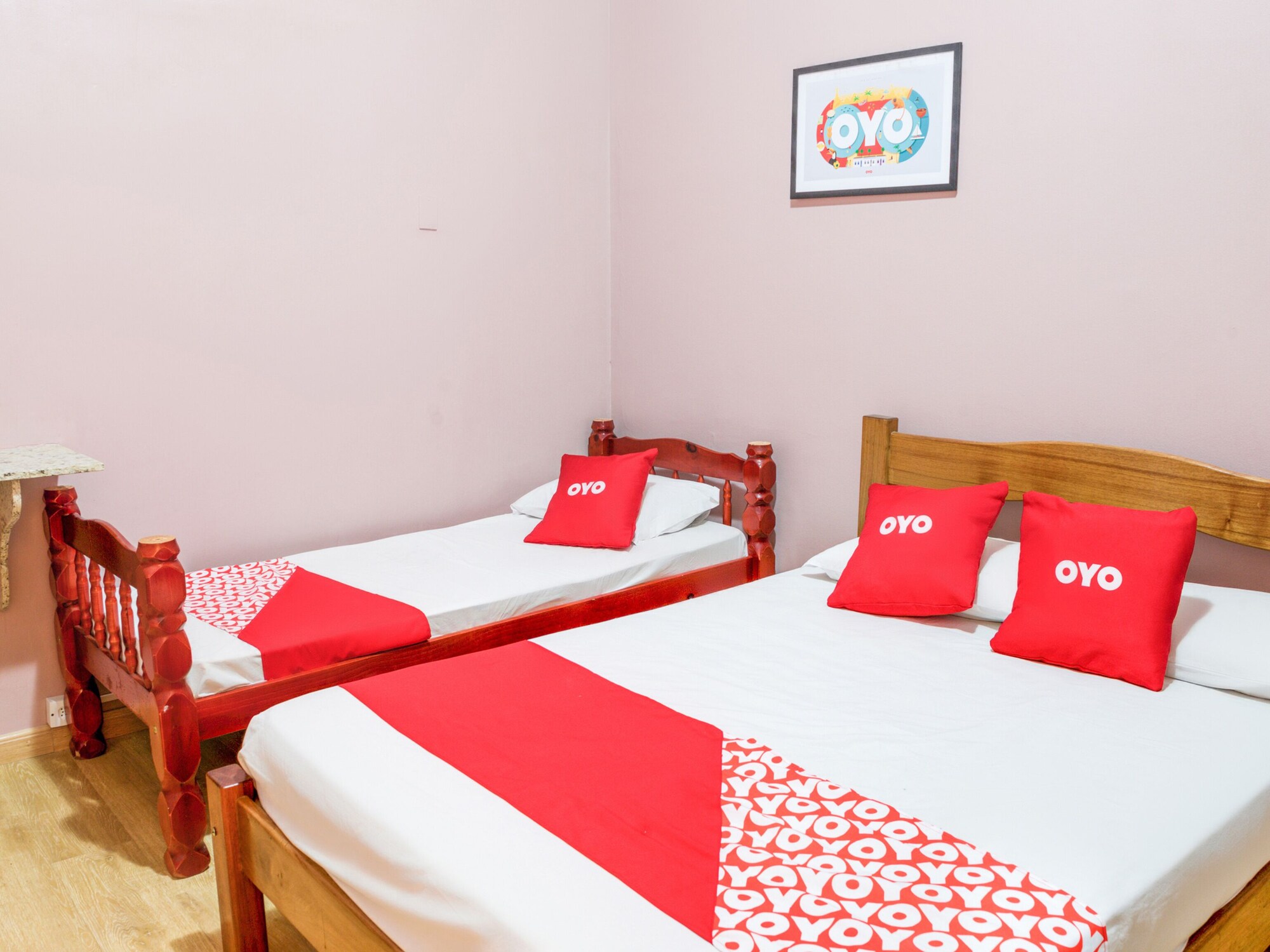 ROOM, TRIPLE, 1 DOUBLE AND 1 SINGLE BED