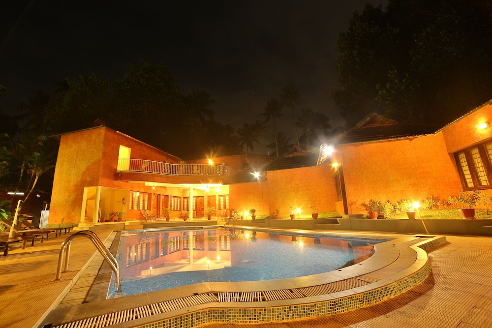Deshadan Cliff And Beach Resort Varkala 23/50