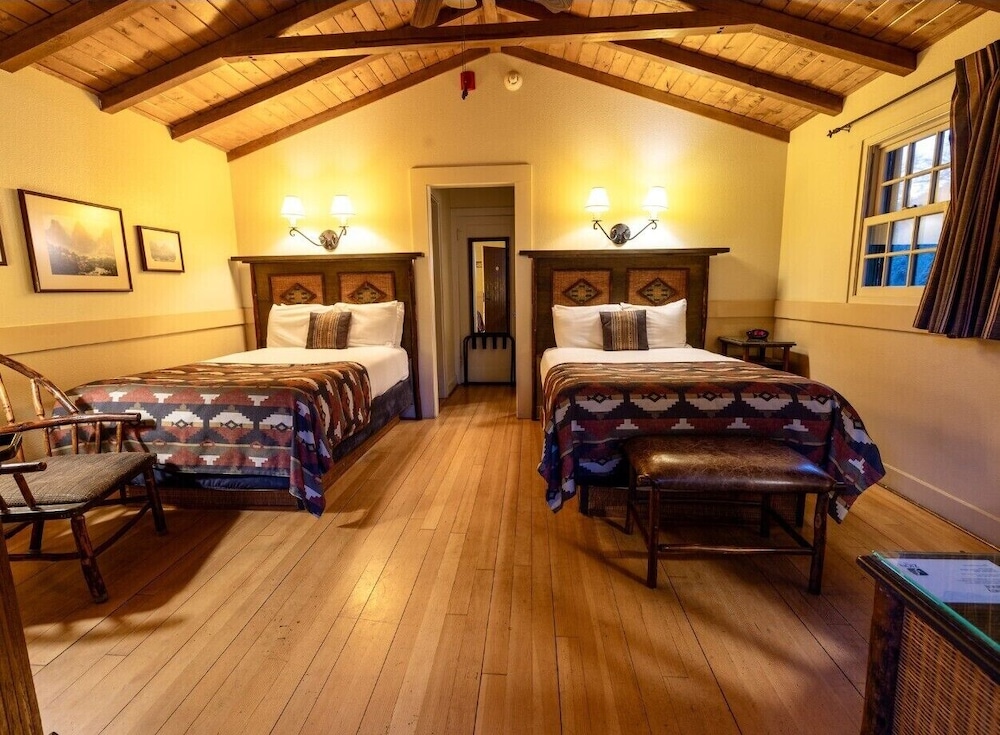 Zion Lodge Inside The Park 17/41
