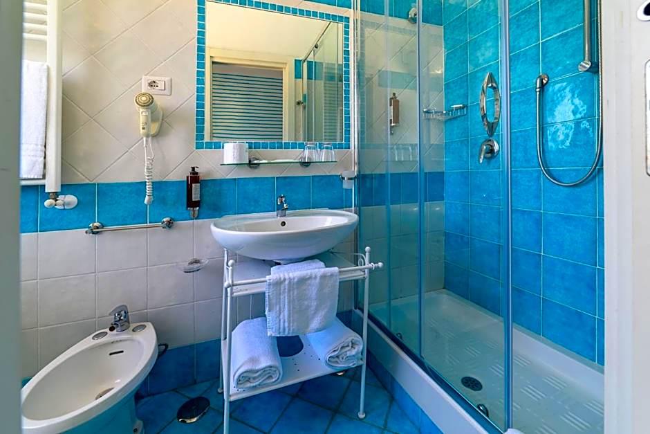 HOTEL CALANCA 42/45