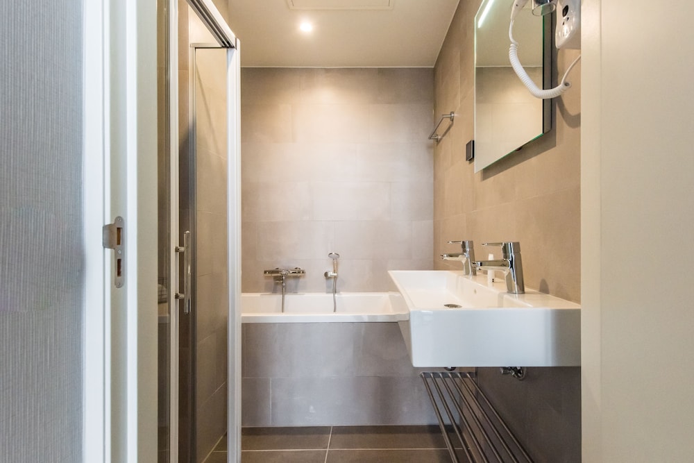 Short Stay Group Eastern Docklands Apartments 45/50