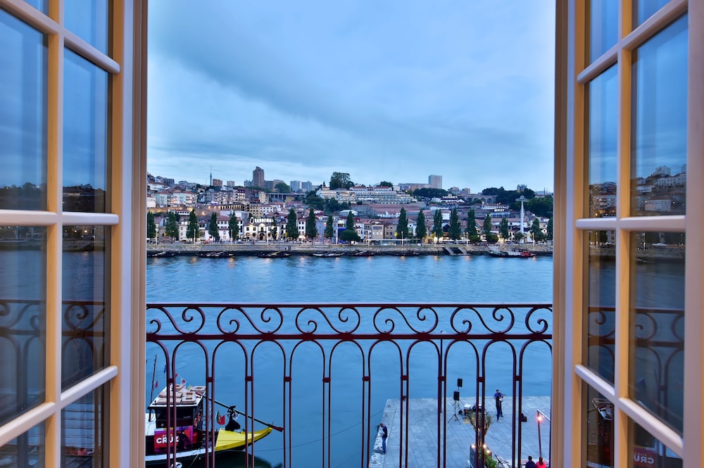 Pestana Vintage Porto 3/82