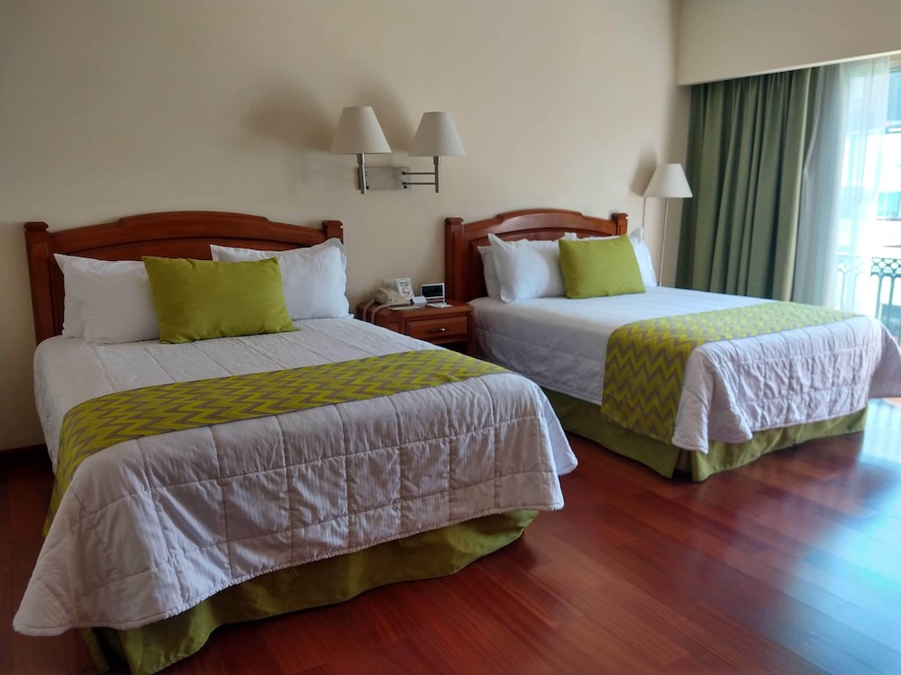 Hotel Villa Florida 7/48