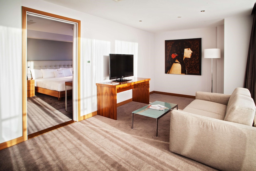Doubletree By Hilton Lincoln 34/66