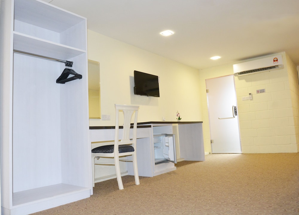 Promenade Service Apartments 59/72