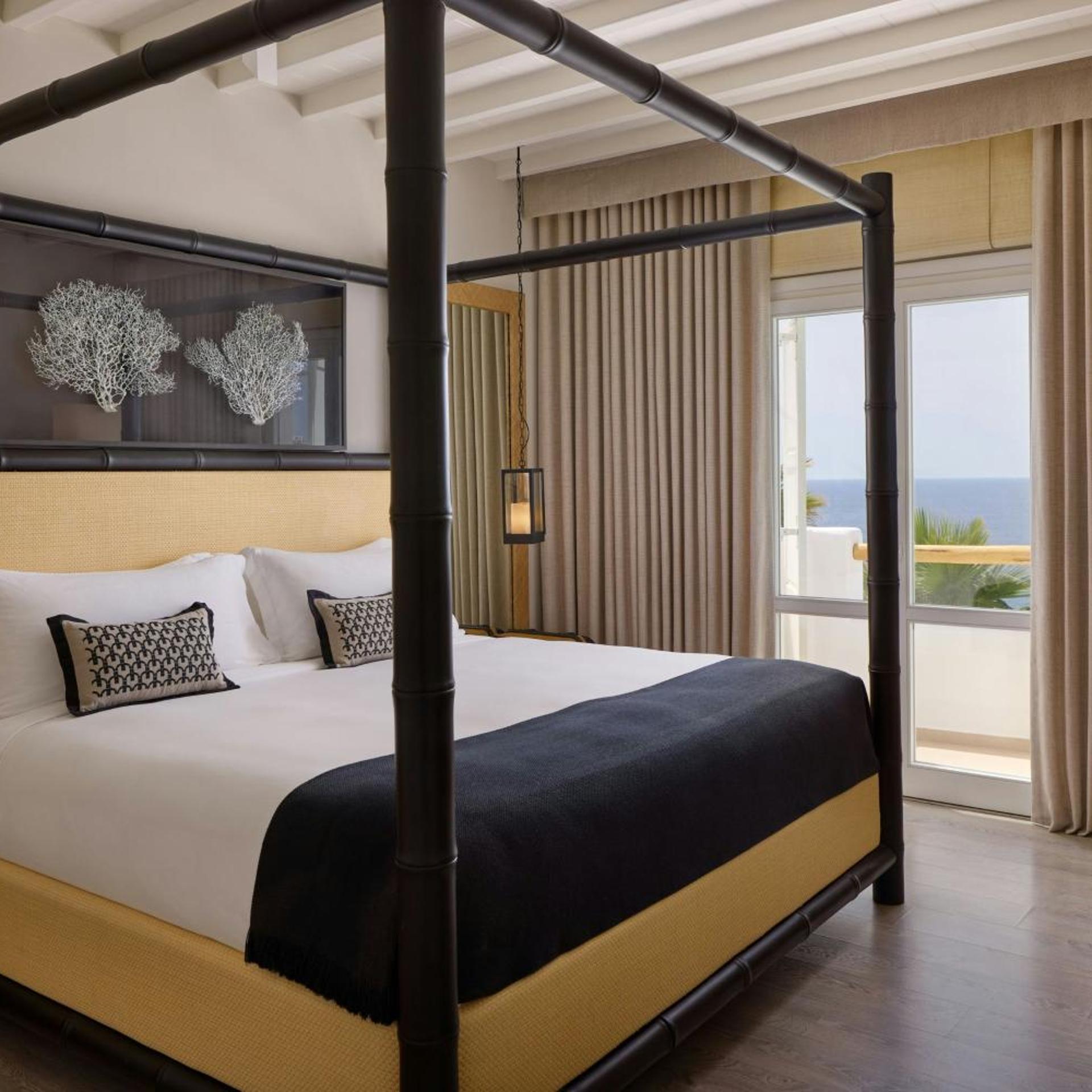 جناح فاخر بإطلالة على البحر بشرفة، Santa Marina, a Luxury Collection Resort, Mykonos 3/6