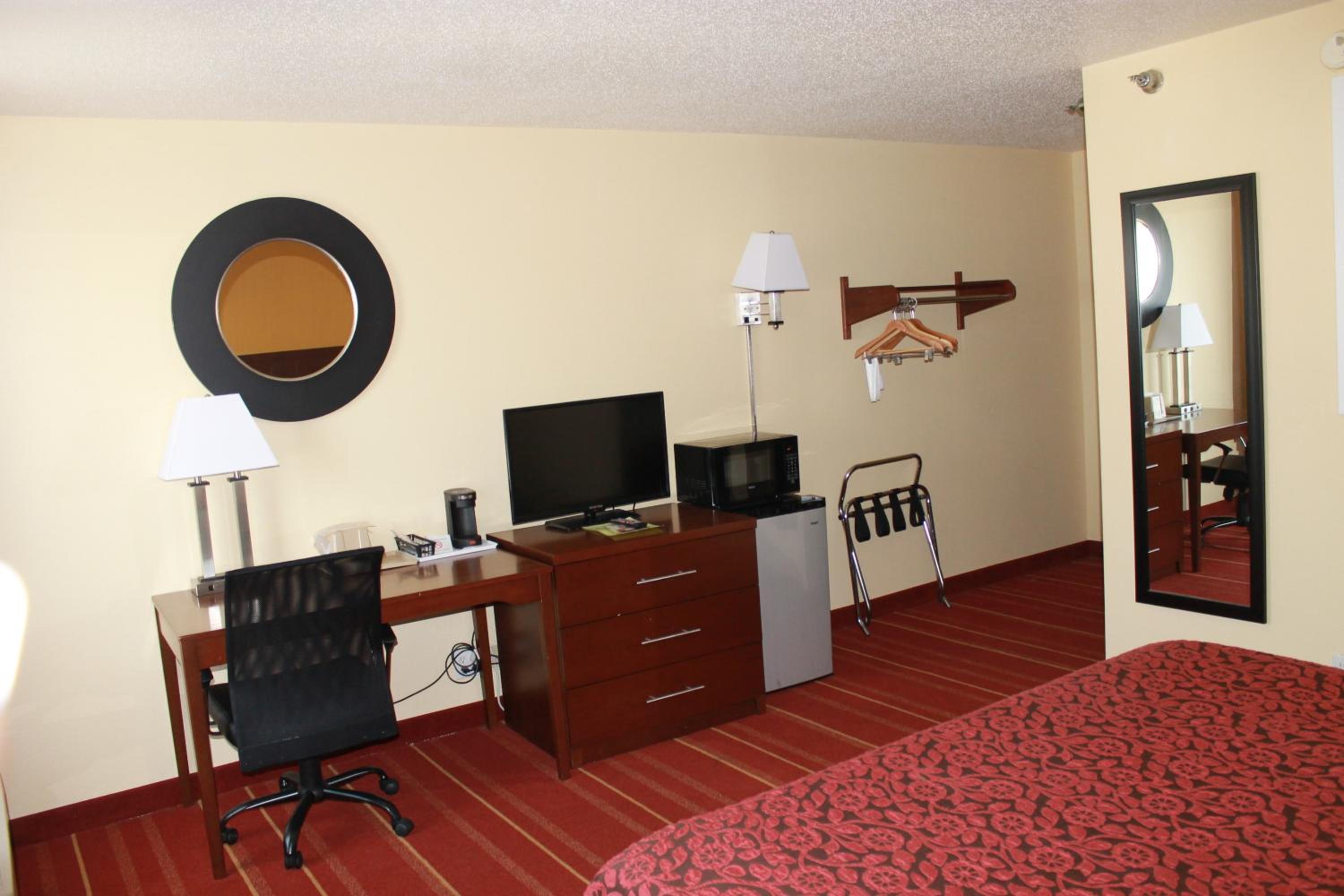 Days Inn by Wyndham Walcott Davenport 52/58