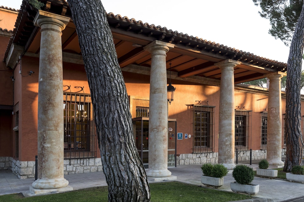 PARADOR DE TORDESILLAS 2/50