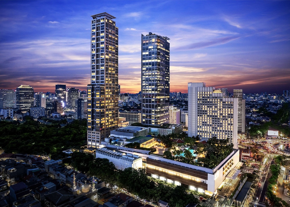 Keraton At the Plaza A Luxury Collection Hotel 3/52