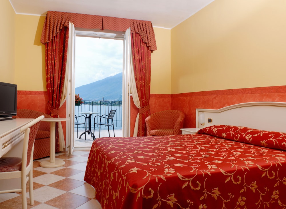 Hotel Regina 17/85