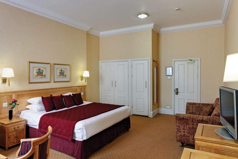 Grange Buckingham Hotel 31/58