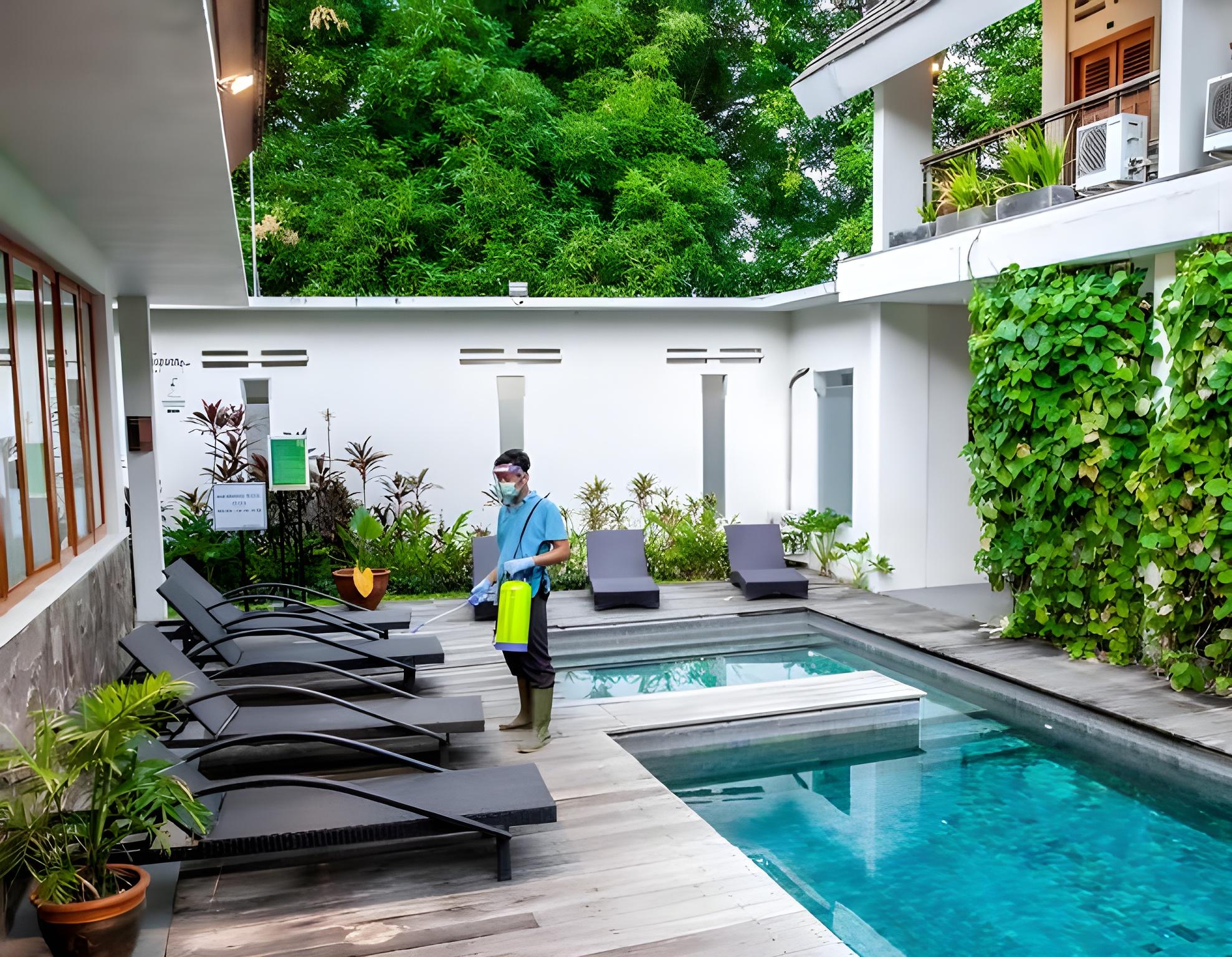 Hotel Blambangan 38/46