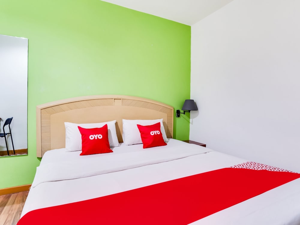 OYO 89652 Bjorn Boutique Hotel 14/25