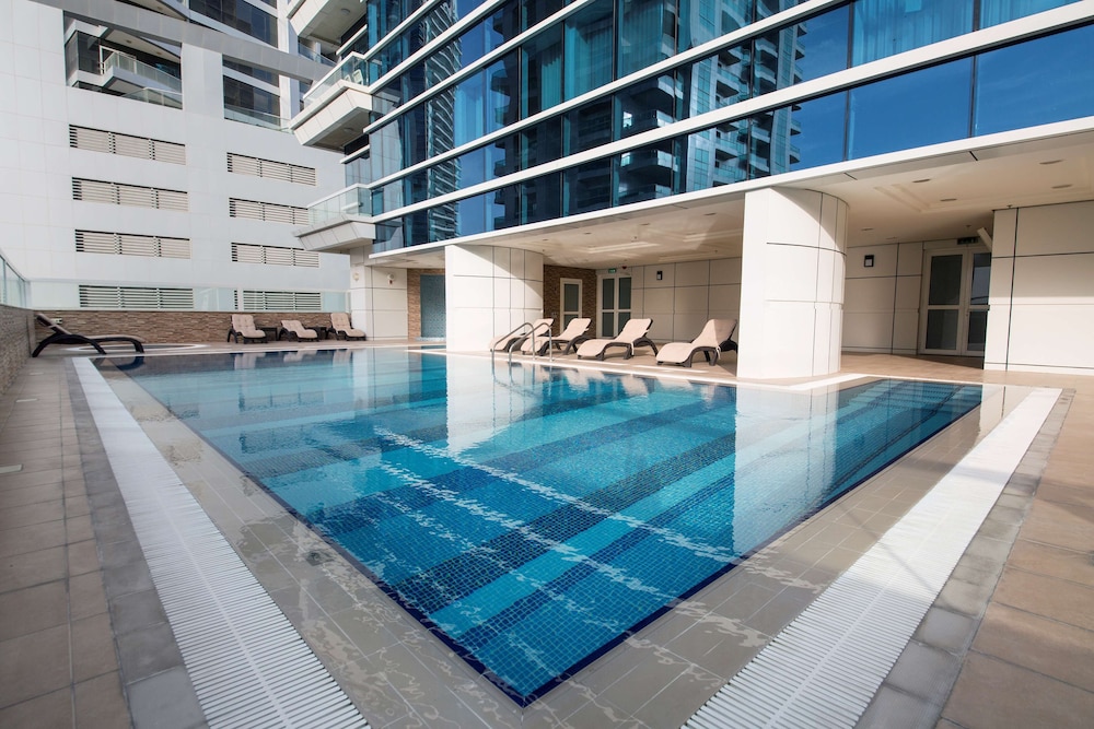 Barcelo Residences Dubai Marina 18/50