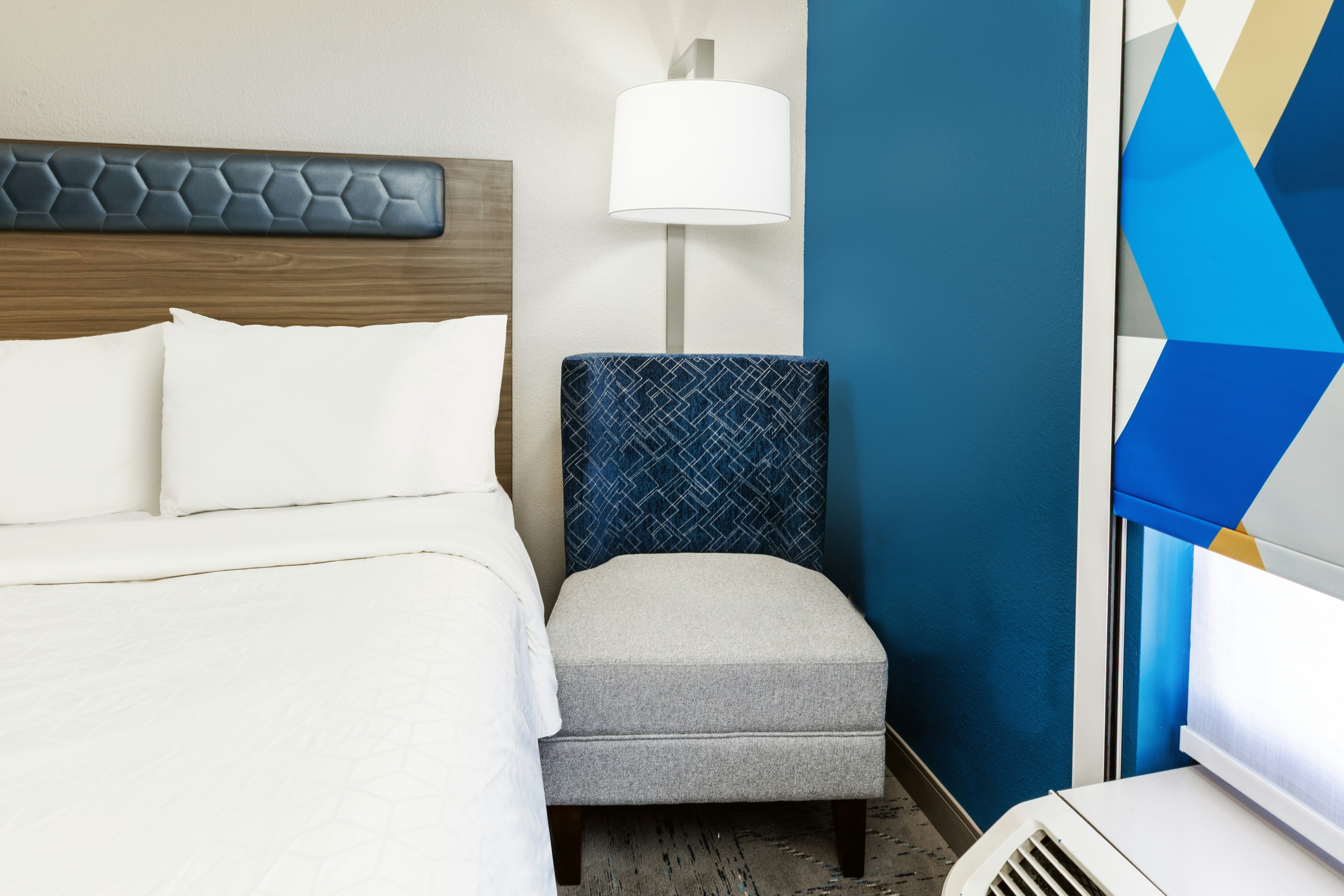 Holiday Inn Express Breaux Bridge-Henderson 40/72