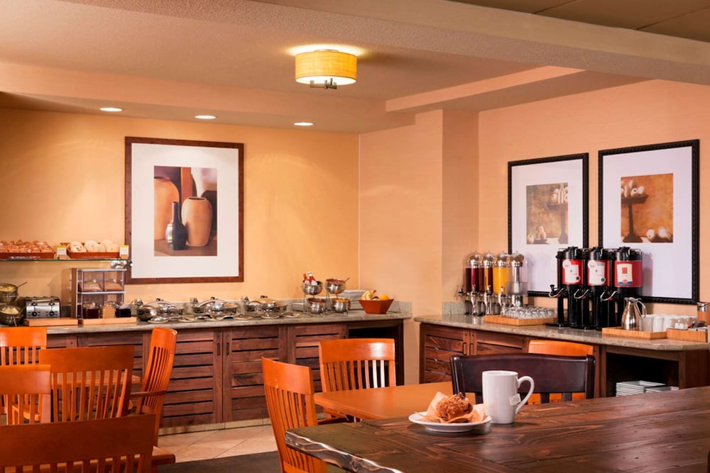 Doubletree By Hilton Hotel Vancouver 27/39