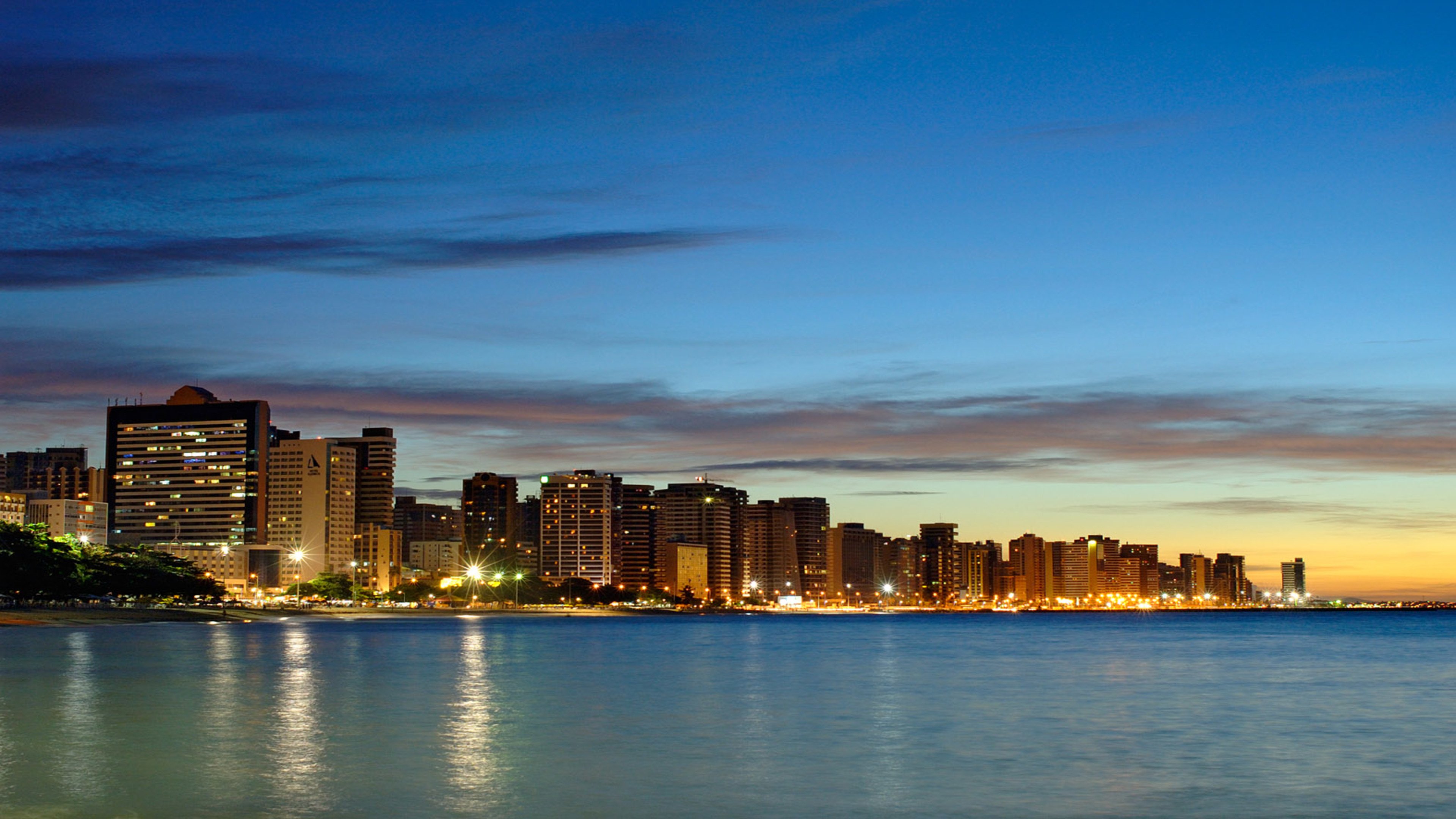 HOLIDAY INN FORTALEZA 71/76
