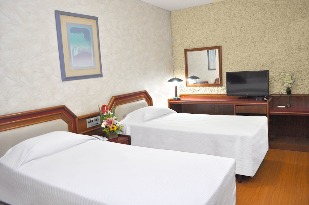 Caravelle Palace Hotel 8/40