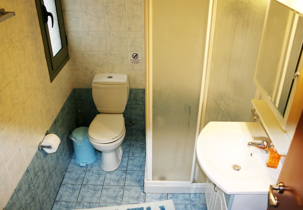 Lagoon View Apartments - Adults Only 22/70