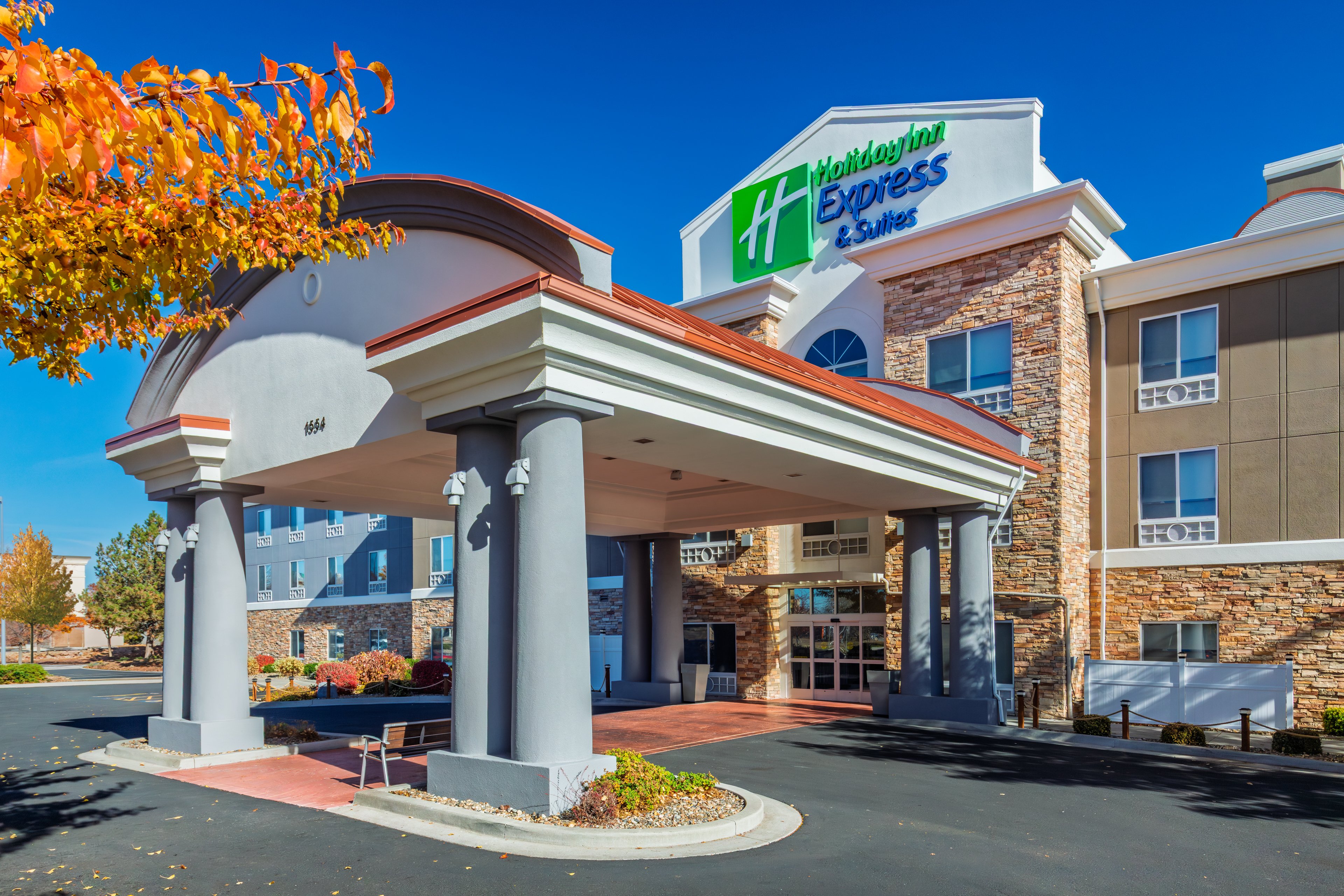 Holiday Inn Express Hotel & Suites Twin Falls 71/78