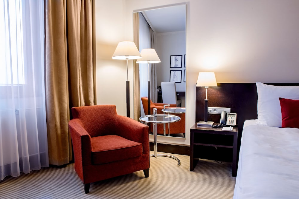 CROWNE PLAZA BRATISLAVA 43/74