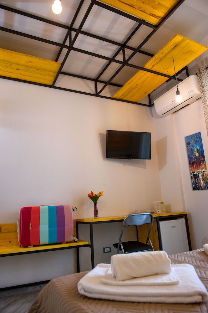 L'officina Di Apollo 7/50