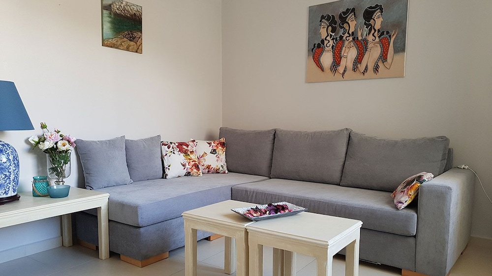 Heraklion Old Port Apartments 29/48