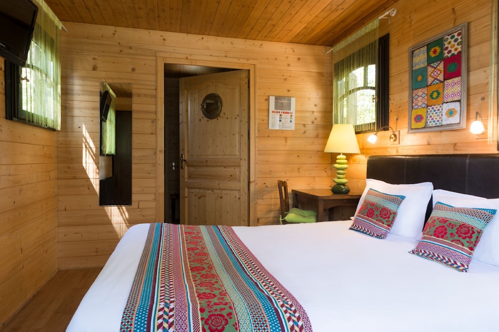 RELAIS DU SILENCE AUBERGE DE LA TOMETTE 17/57