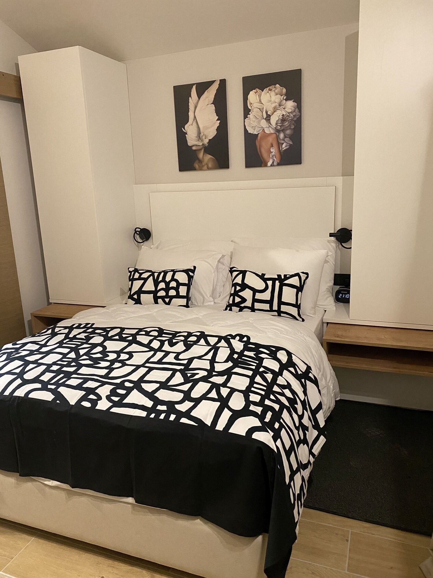 Studio, Double Bed