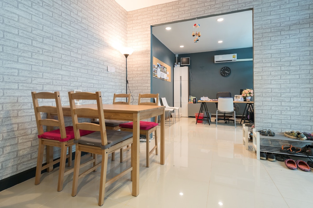 The Little Pig Sukhumvit 40/47