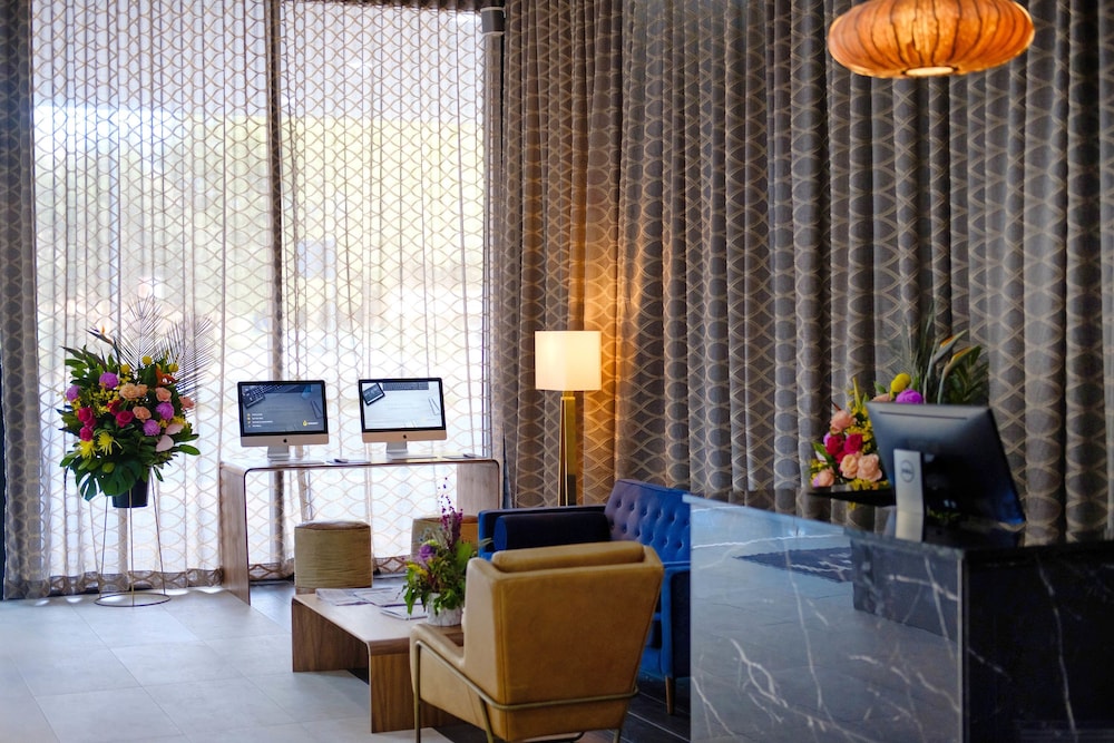 Mantra Albury Hotel 8/70