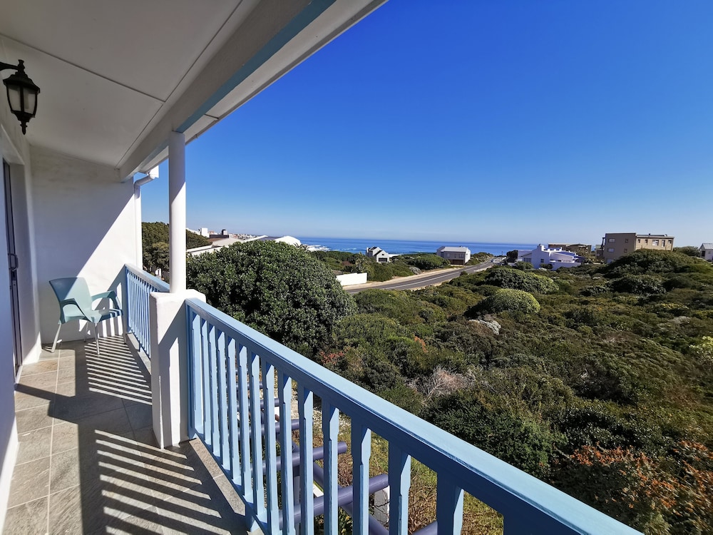 Bellamente Sirene Guesthouse 4/43