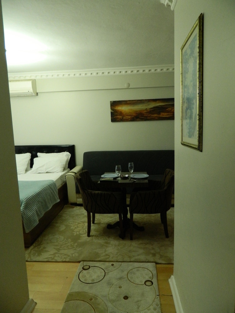 Taksim Pera Suites 43/50