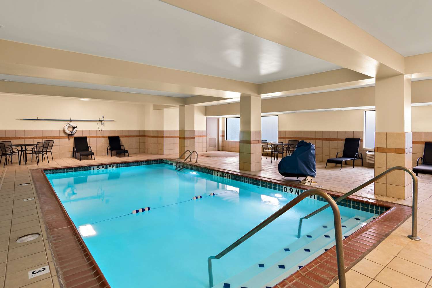 Quality Inn Memphis Northeast Near I-40 17/22