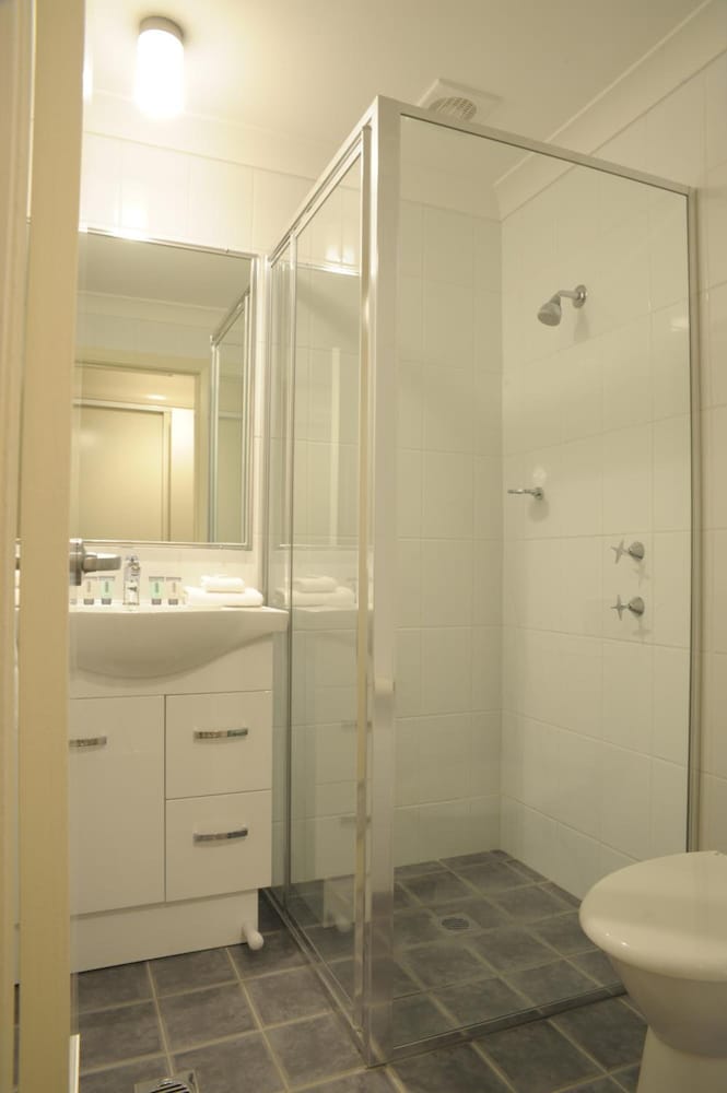 Comfort Inn Serenity Bathurst 18/27