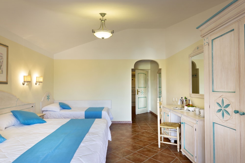 Sentido Orosei Beach 12/50