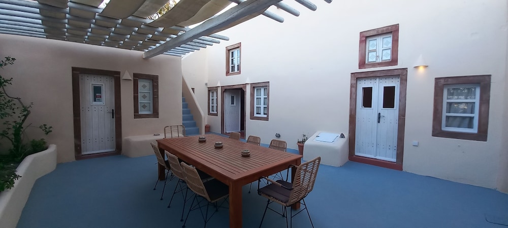 Villa Kisiris 25/40