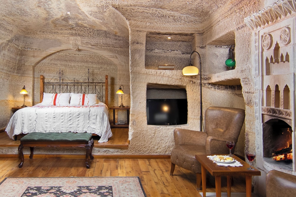 Terra Cave Hotel 38/50