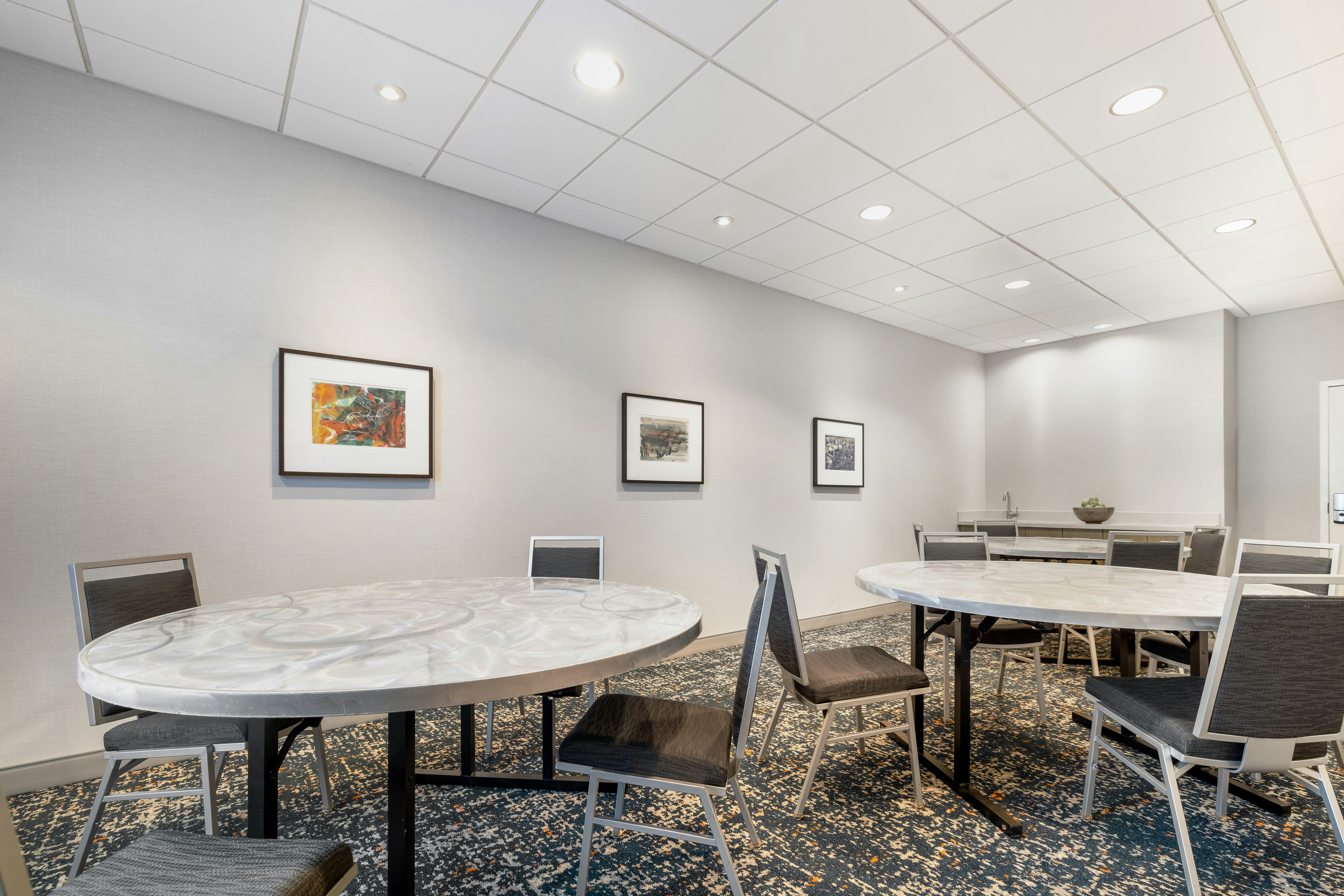 Hampton Inn Suites Dallas Plano East Tx 63/76