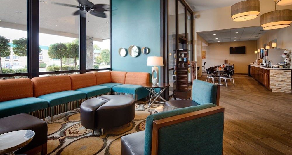Best Western The Oasis At Joplin 23/34