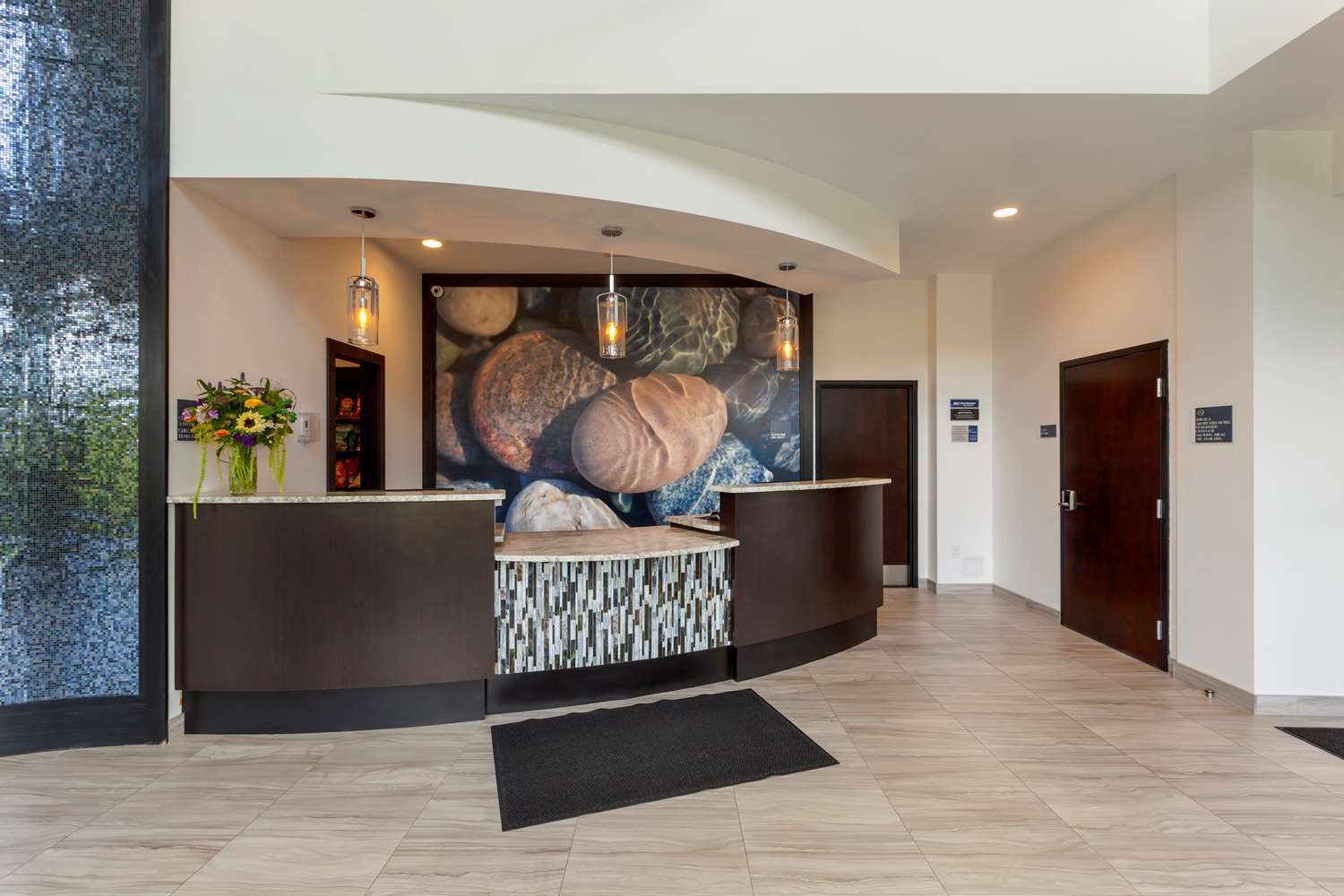 Best Western Premier Northwood Hotel 4/16
