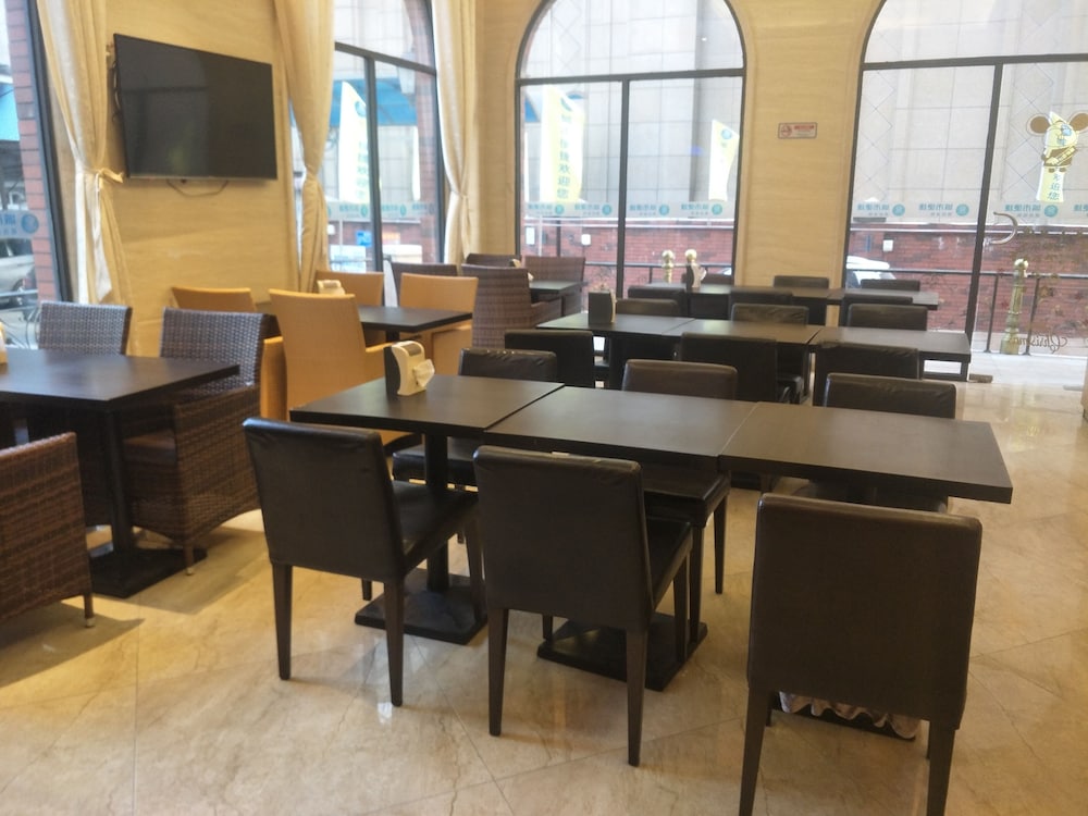 City Convenient Hotel 40/49