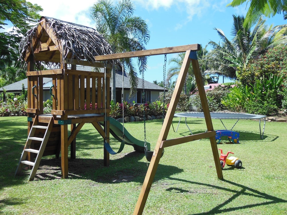 Lagoon Breeze Villas Formerly Lagoon Lodges 30/75