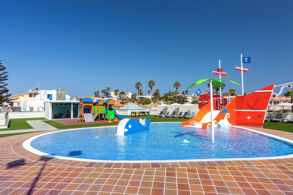 BARCELO CORRALEJO SANDS 49/57