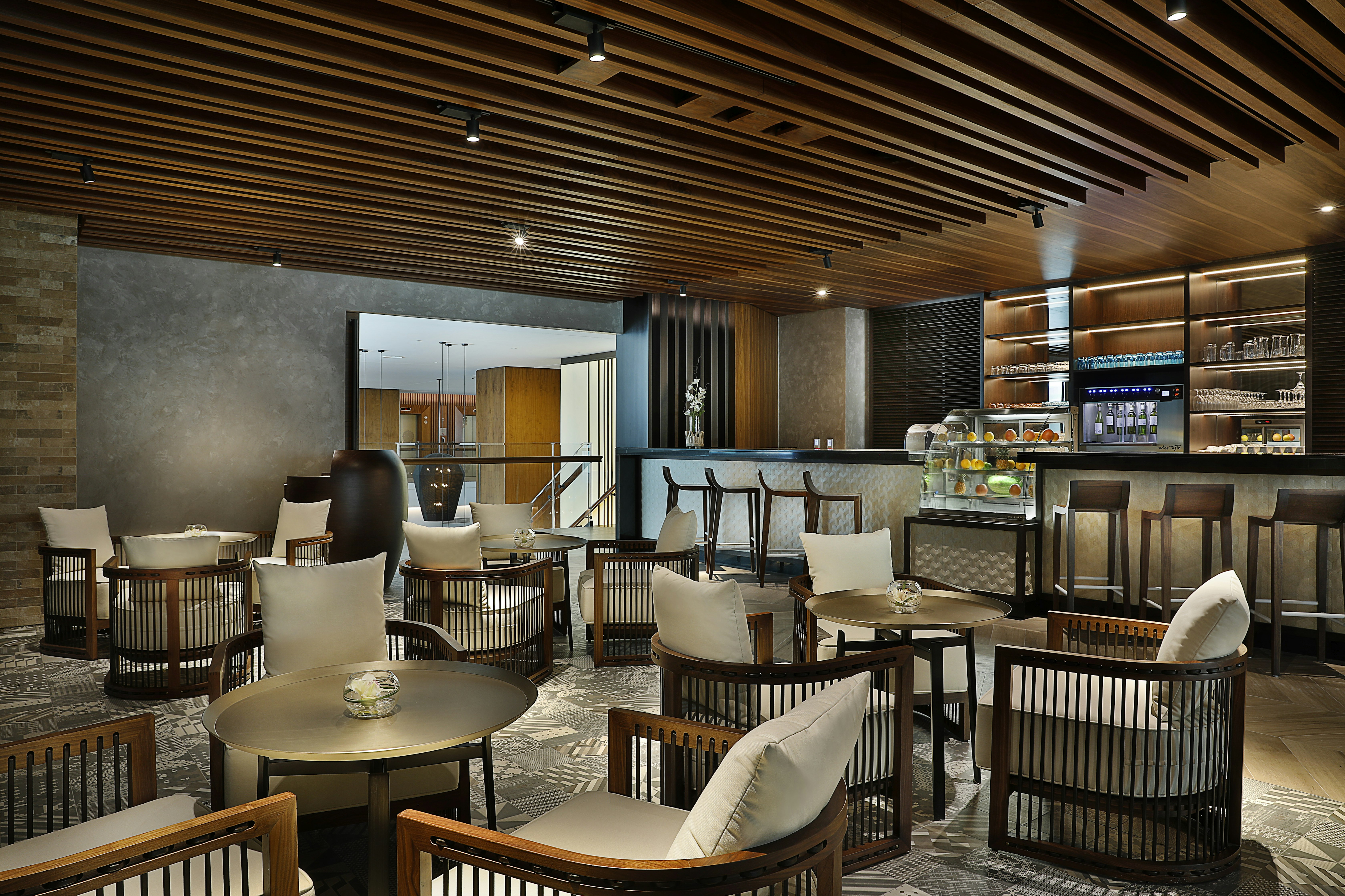 Doubletree by Hilton Dubai Business Bay 39/65