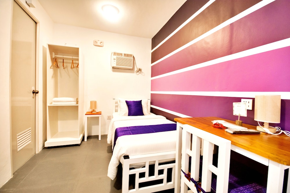 8Colors Beach House 38/64