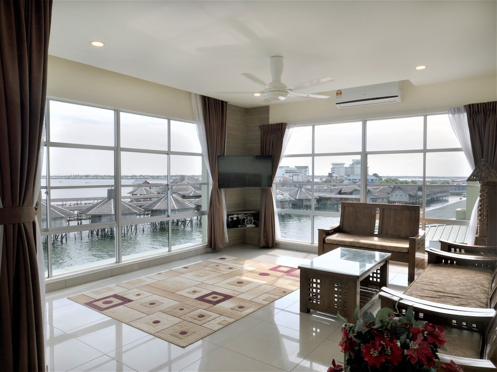 Sipadan Inn 2 28/50